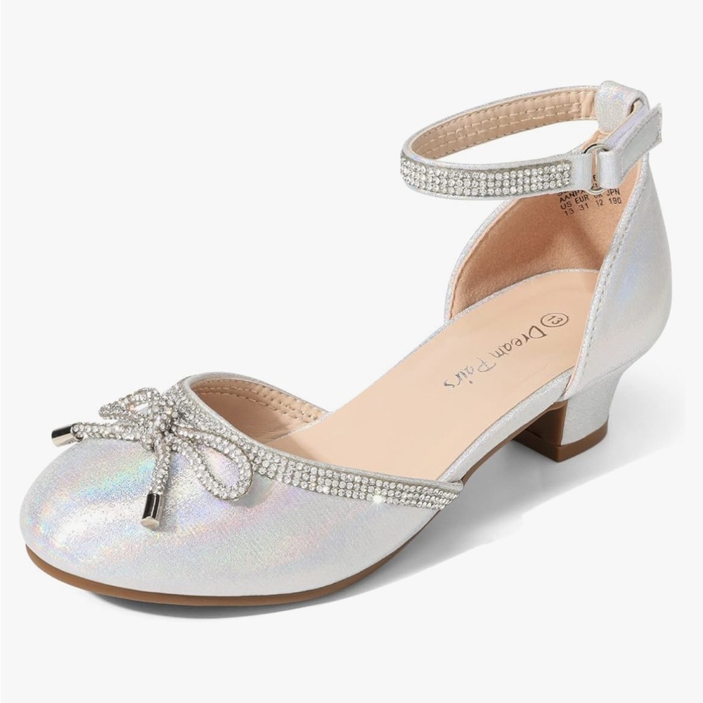 DREAM PAIRS Girls Dress shoes, closed toe, low heel, ankle strap size 1.
